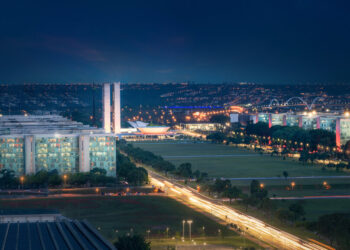 Programas Sociais: Impacto e Benefícios para a Sociedade Brasileira